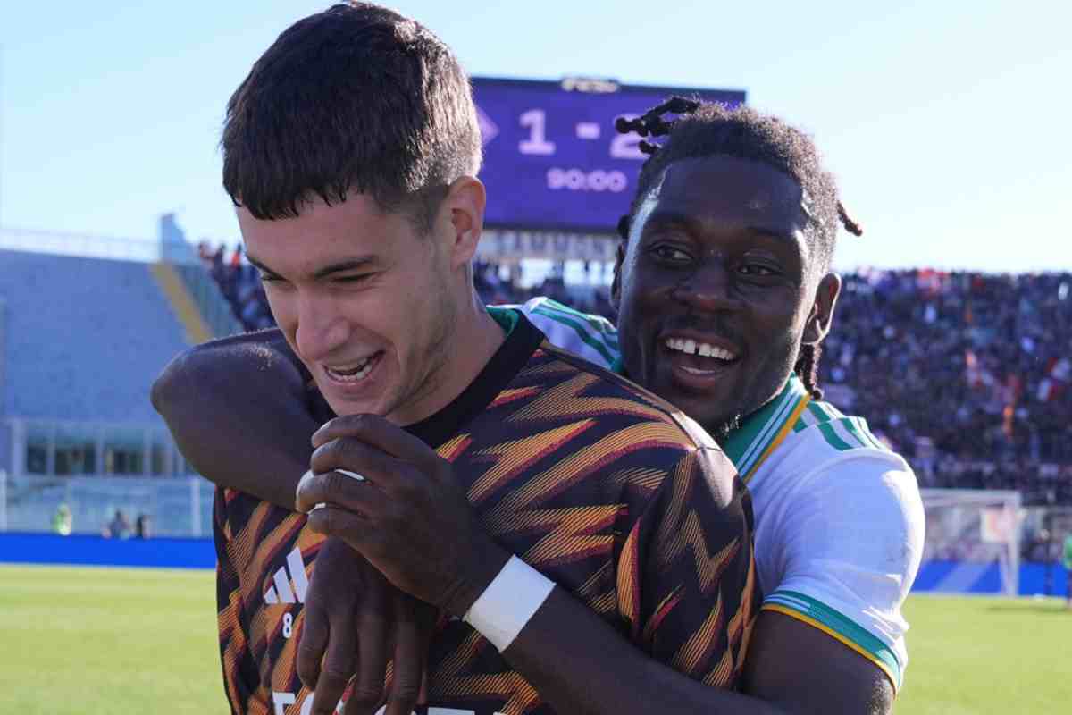 Soulé e Koné sorridono